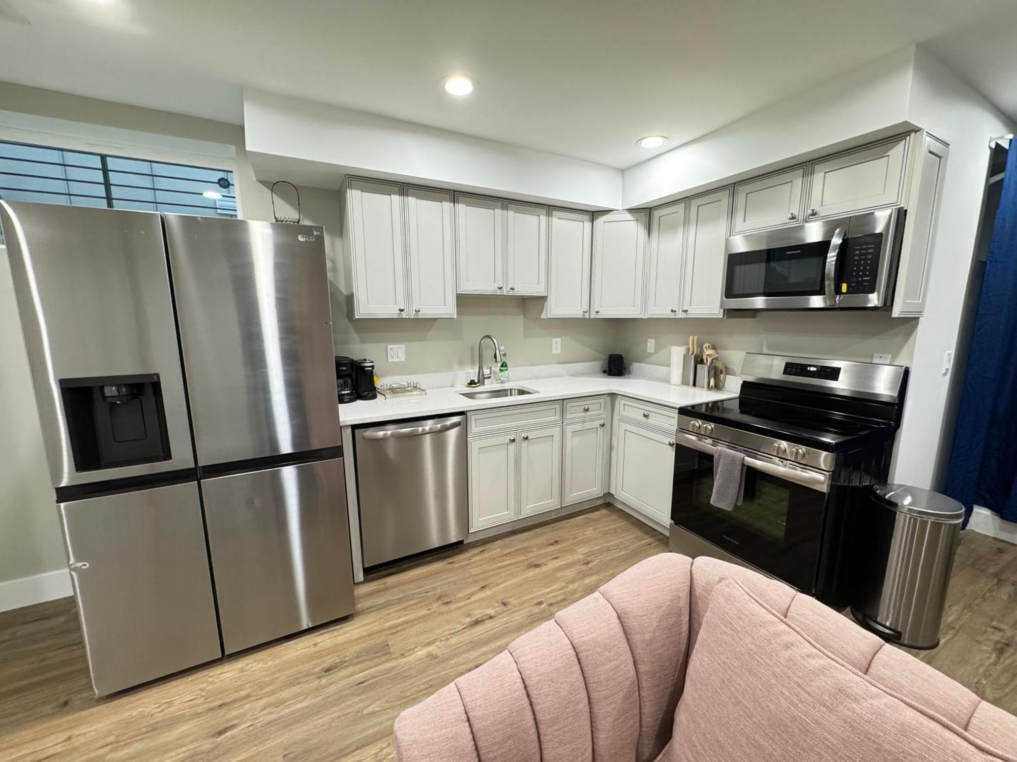 Stylish Cozy 2br In Dc